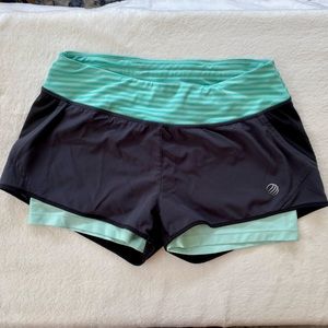 Running shorts